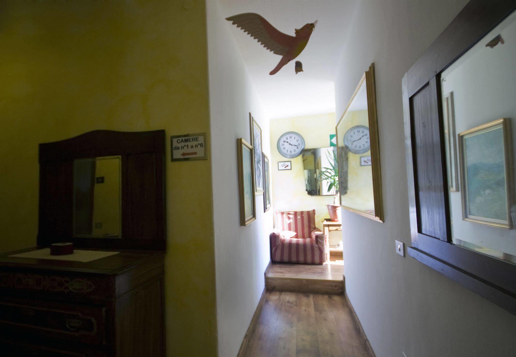 บีแอนด์บี เอเดลไวส์ Bed & Breakfast กัสตีโอเน เดลลา เปรโซลานา ภายนอก รูปภาพ